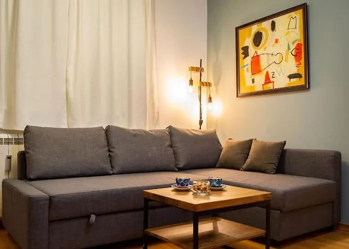 Nana\'S Apartment